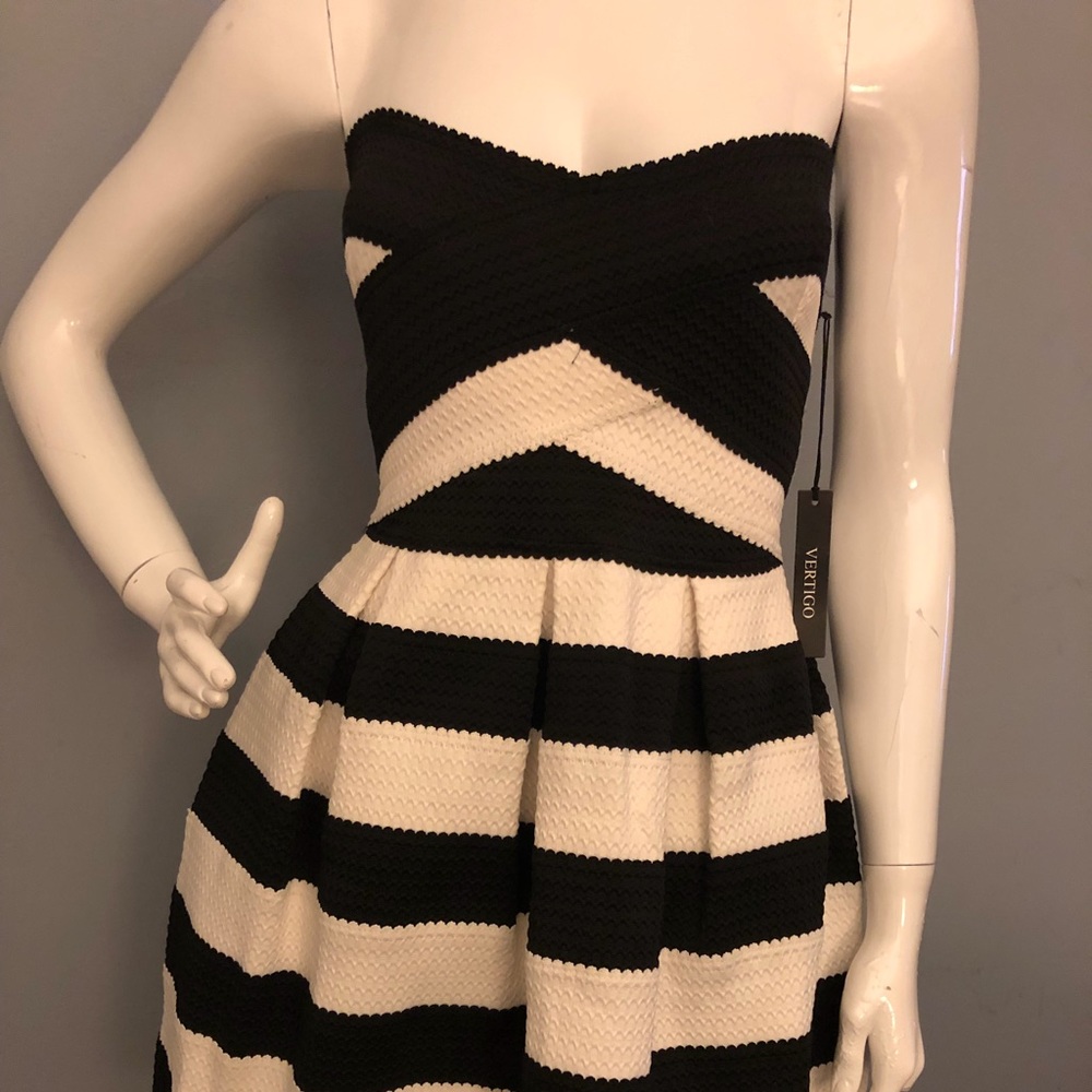 Classy Vertigo Dress